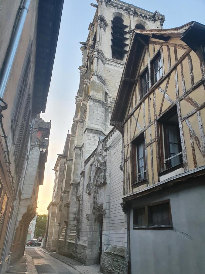 טרואה Le Logis Du Clocher מראה חיצוני תמונה
