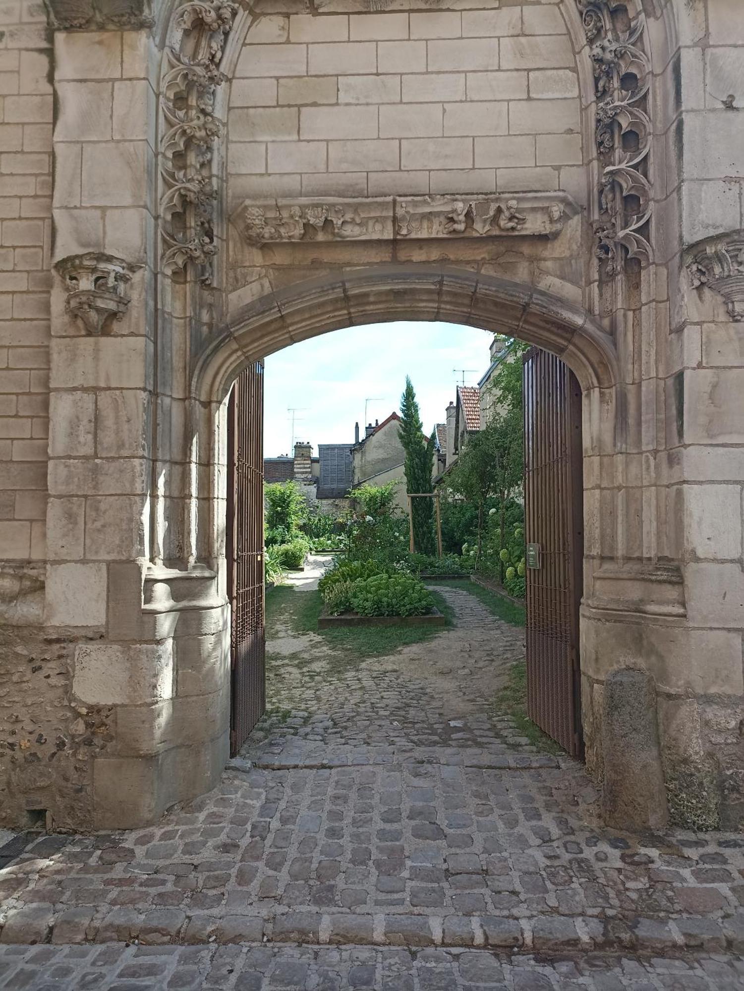 טרואה Le Logis Du Clocher חדר תמונה